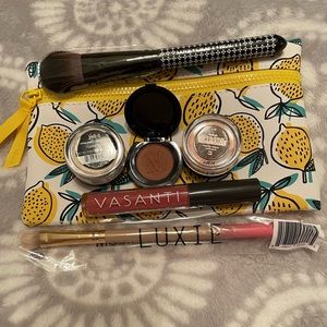 Set of 6 new Ipsy samples